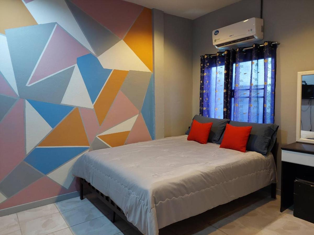 Ben House Apartment Bangkok Exterior photo